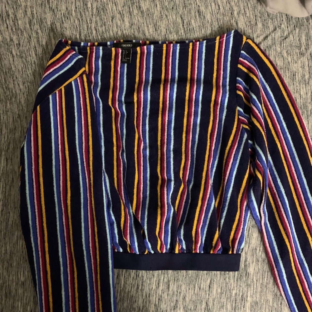 Long sleeve forever 21 crop top